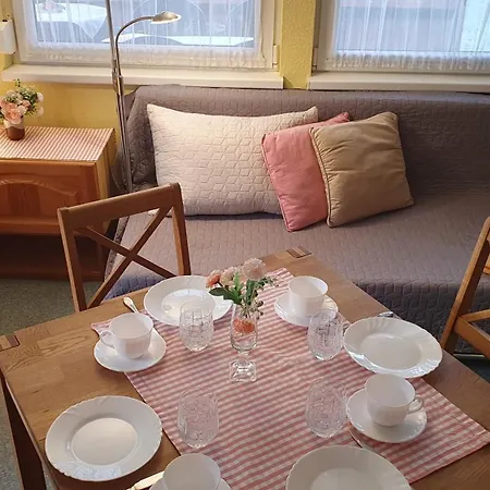 Bluetenhaus Im Rhododendronpark 5 Min Zum Tatil Evi Kromlau